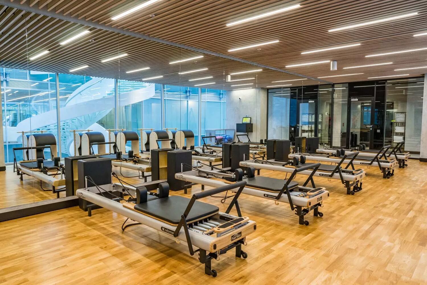 The base fitness. Base фитнес крылатское. фитнес адидас крылатские холмы the base. фитнес клуб крылатское. фитнес на крылатской улице.