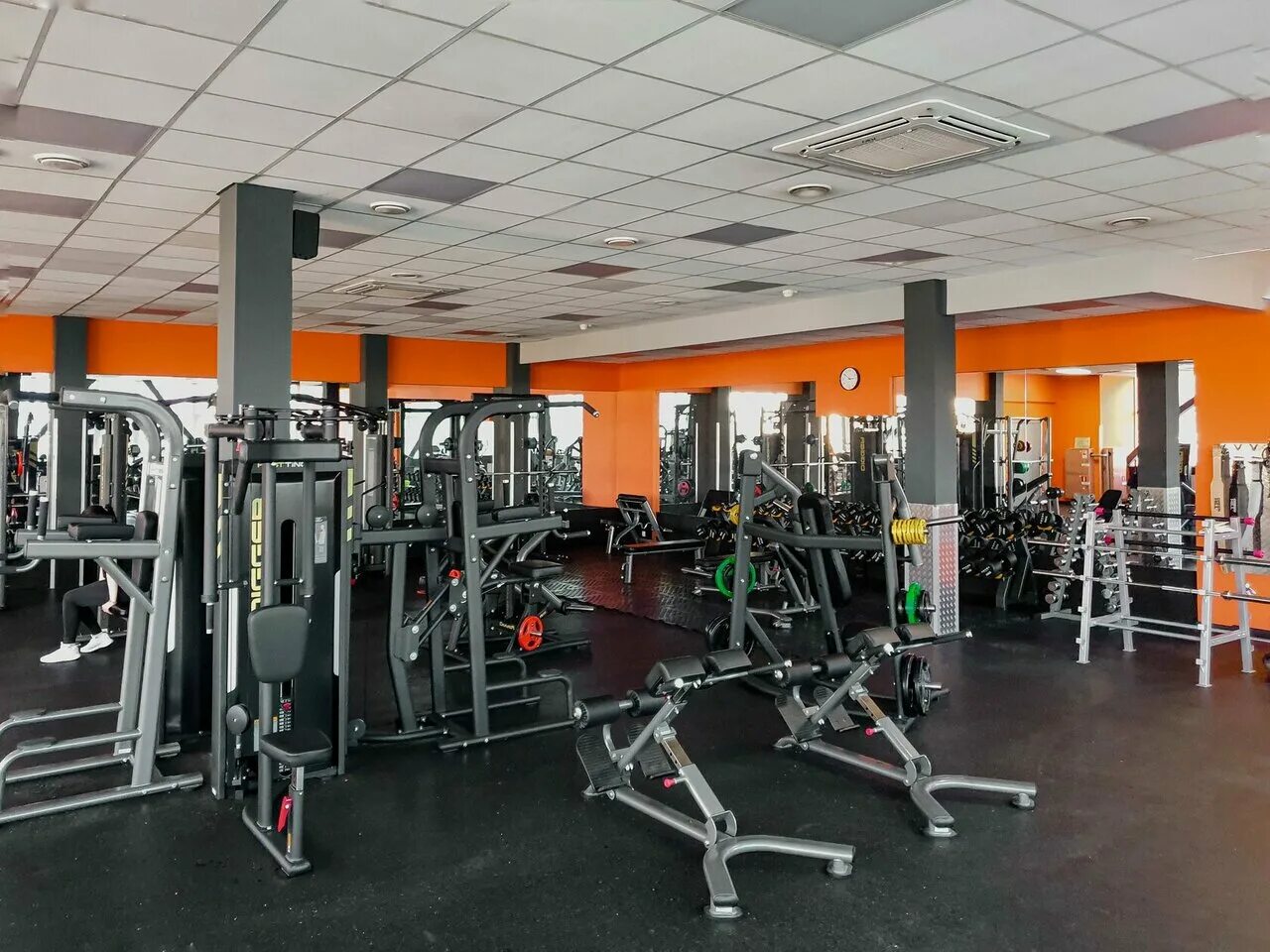 спб фитнес парус парадный. фитнес центры московского района спб. майтаймфитнесс на комендантском. тренажерные залы питер. тренажёрный зал германа 22 спб.