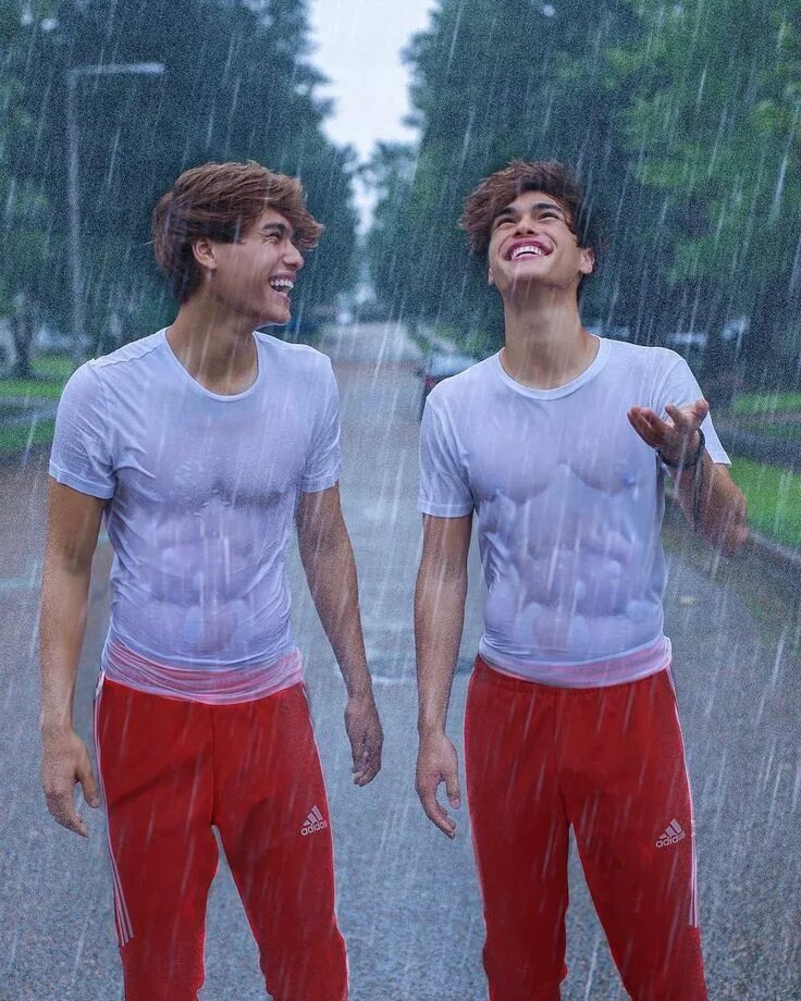 Фотошопер от Бога. Парень в футболке под дождем. Майка парень. Топ 10 фотошоперов. Rain likes you 2