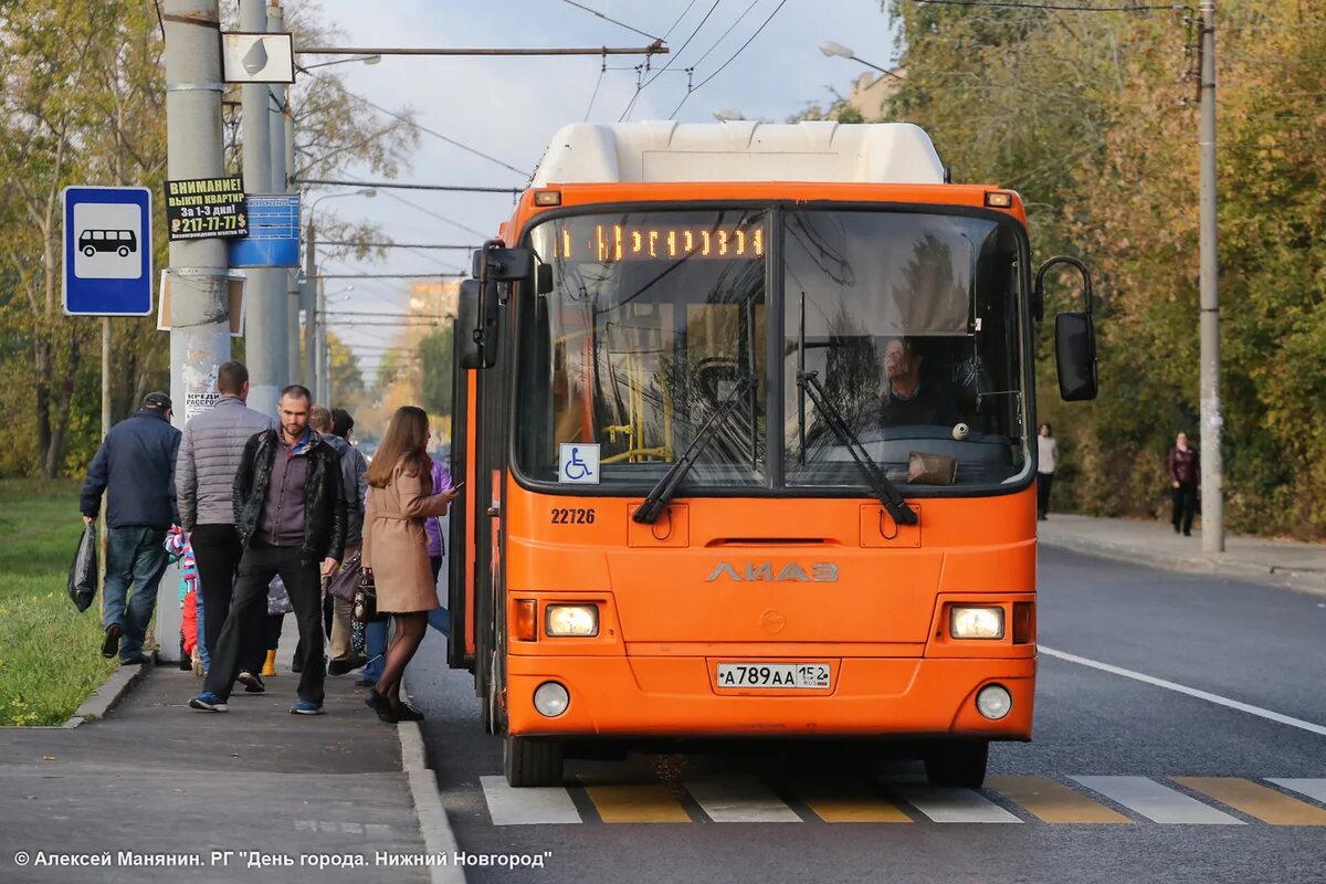 Остановки 20 автобуса нижний новгород. Общественный транспорт Нижний Новгород. Автобус Нижний Новгород. Нижегородский транспорт. Маршрутки Нижний Новгород.