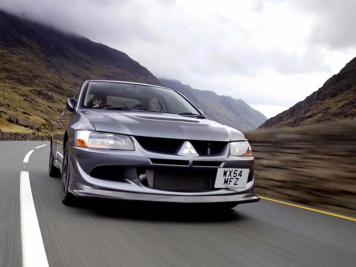 Mitsubishi evo 8. Митсубиси Лансер Эволюшн. Mitsubishi Lancer EVO VIII Mr FQ-400. Mitsubishi Evolution 8. Mitsubishi Lancer Evolution FQ 400.