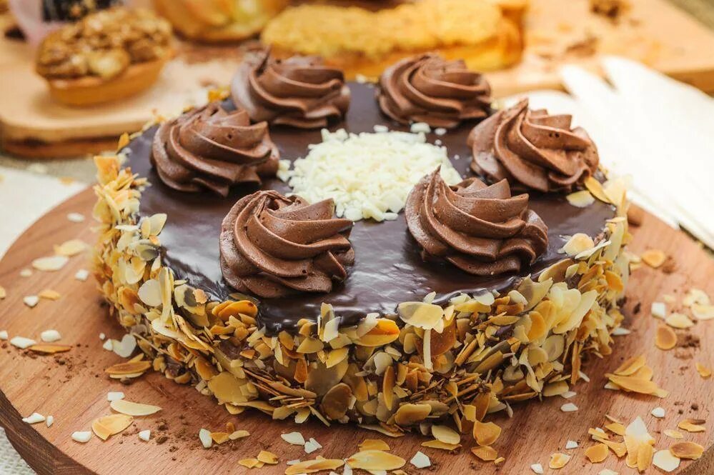 ваниль торты на заказ. кондитерская ваниль хоста. фундучитто ваниль. торт фундучитто ваниль.