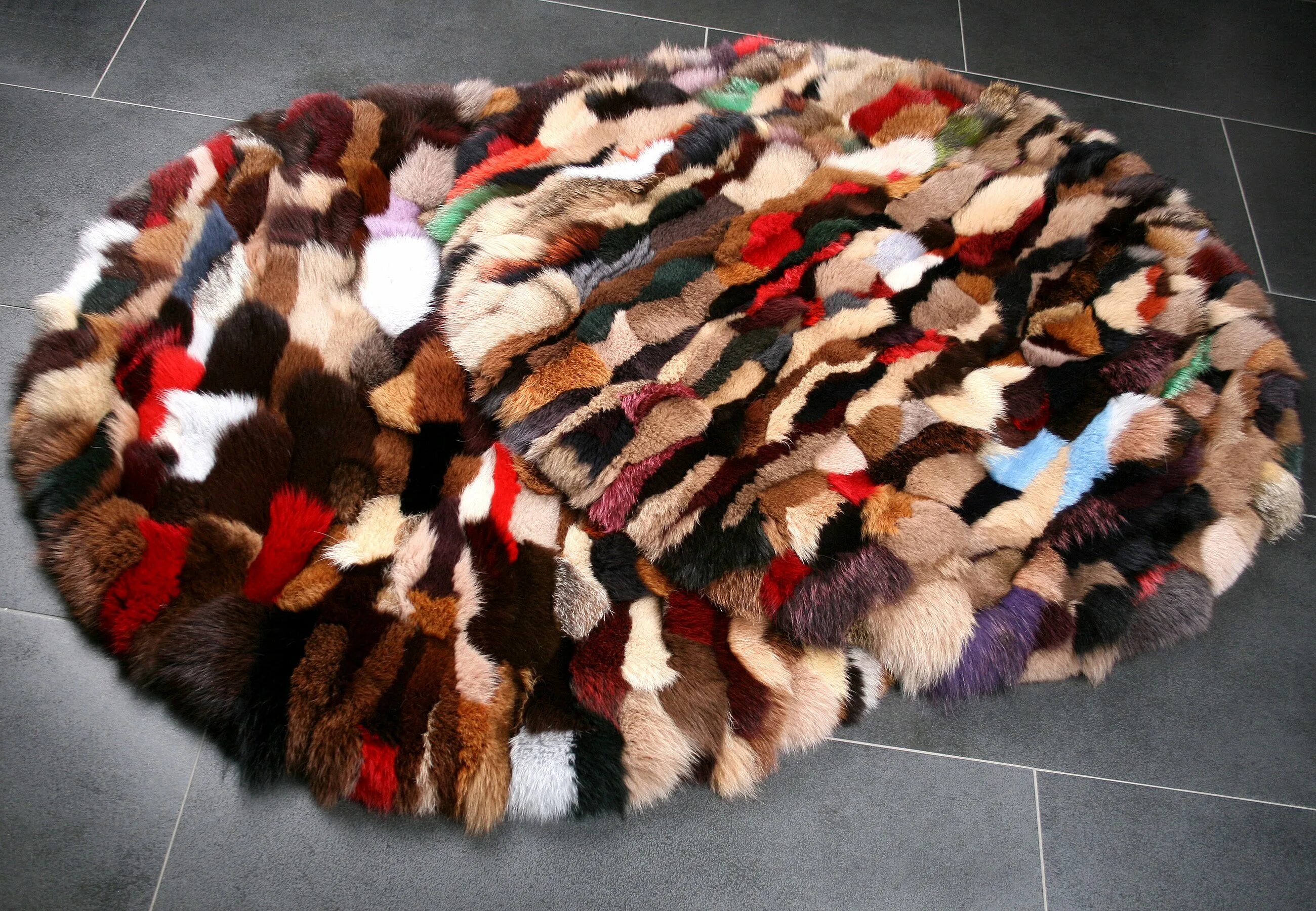 переделка полушубка из норки. меховые декоративные подушечки. изделия из старого меха. меховое одеяло из шкуры овчины. стар мех.