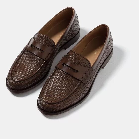 Santoni лоферы плетеные мужские. Туфли мужские кожаные плетеные. Туфли белые плетеные мужские. Сантони тапочки мужские. Туфли из плетеной кожи мужские.