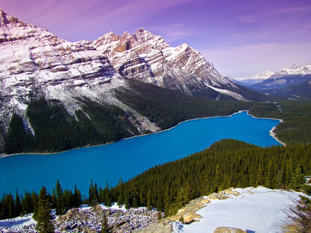 Какие озера находятся на территории канады. Парк Банф Канада. Озеро Банф Канада.