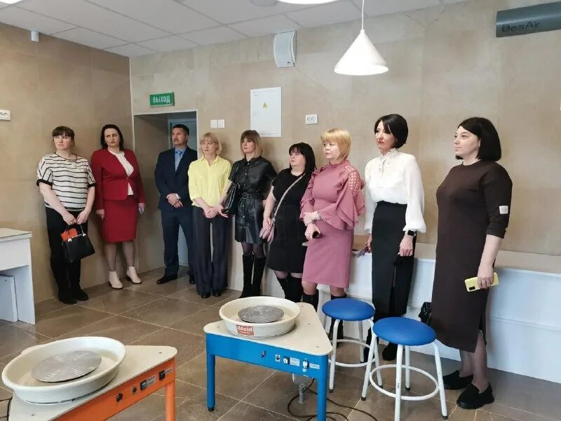 Управление образования лабытнанги. Билингвальное обучение лабытнанги. Логотип лабытнанги. Герб гимназии лабытнанги. Образования лабытнанги.