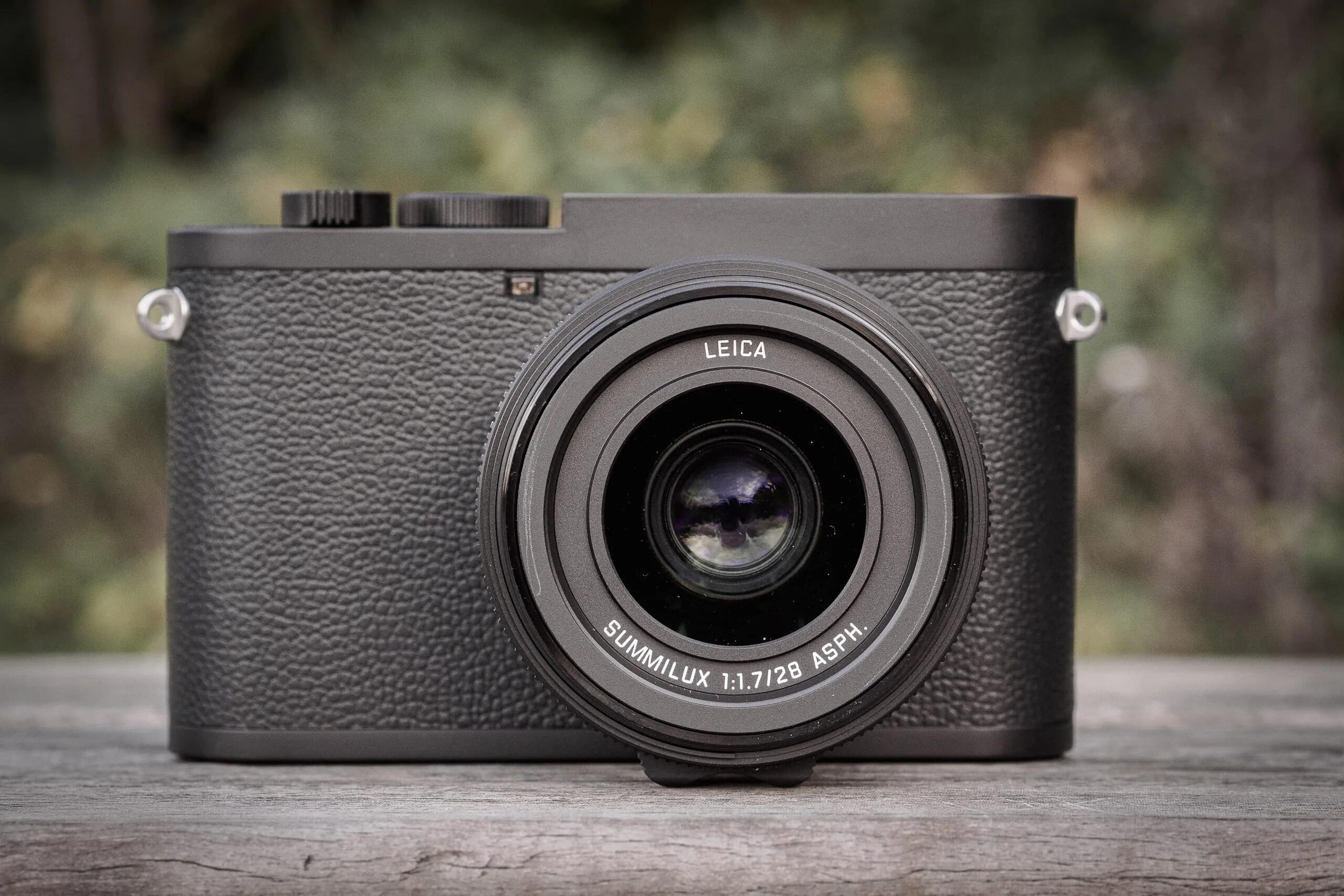 Leica landscape. Leica аналоги. Аналоговый фотоаппарат. Фотоаппарат лейка зеркальная. Minolta cle.