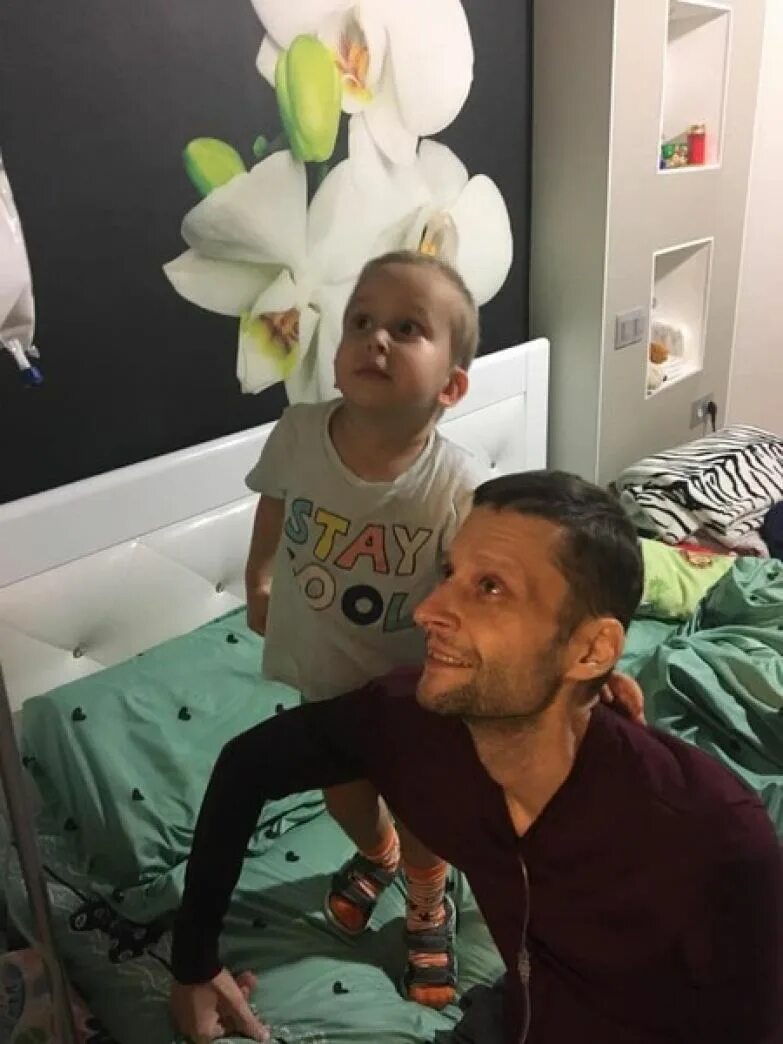 Анна гегечкори жена андрея павленко. Доктор онколог андрей павленко. Андрей николаевич павленко. Как сейчас живет семья павленко. Андрей николаевич павленко.