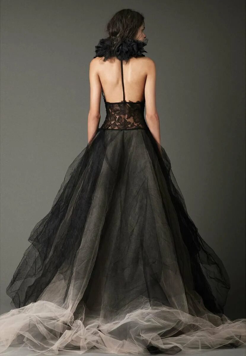 Вечерние платья со спины. Vera wang платья.