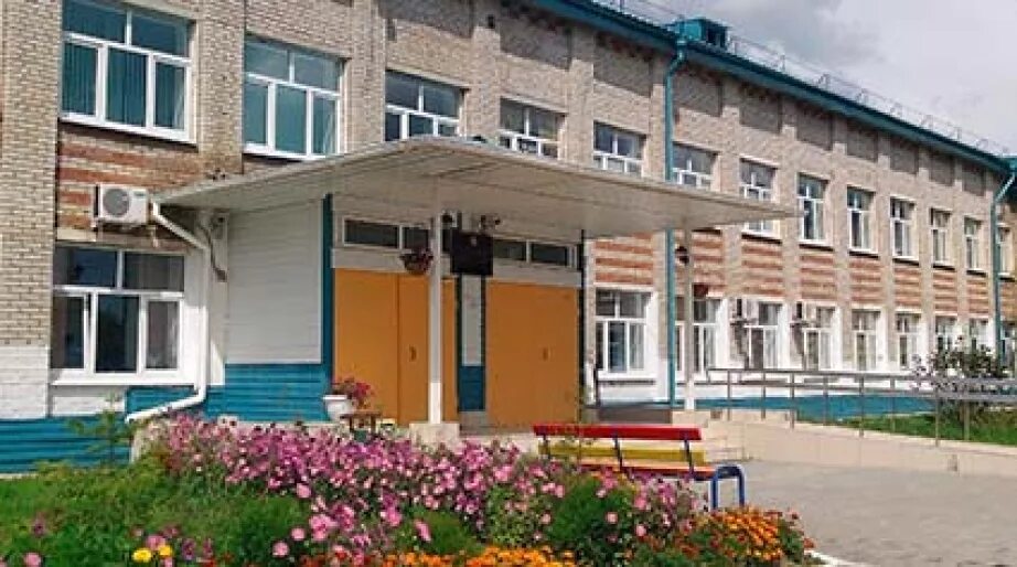 Первая школа вязьма. Вяземская школа интернат черное. Коррекционная школа в вязьме. Школа интернат 1 вязьма. Вяземская школа интернат.