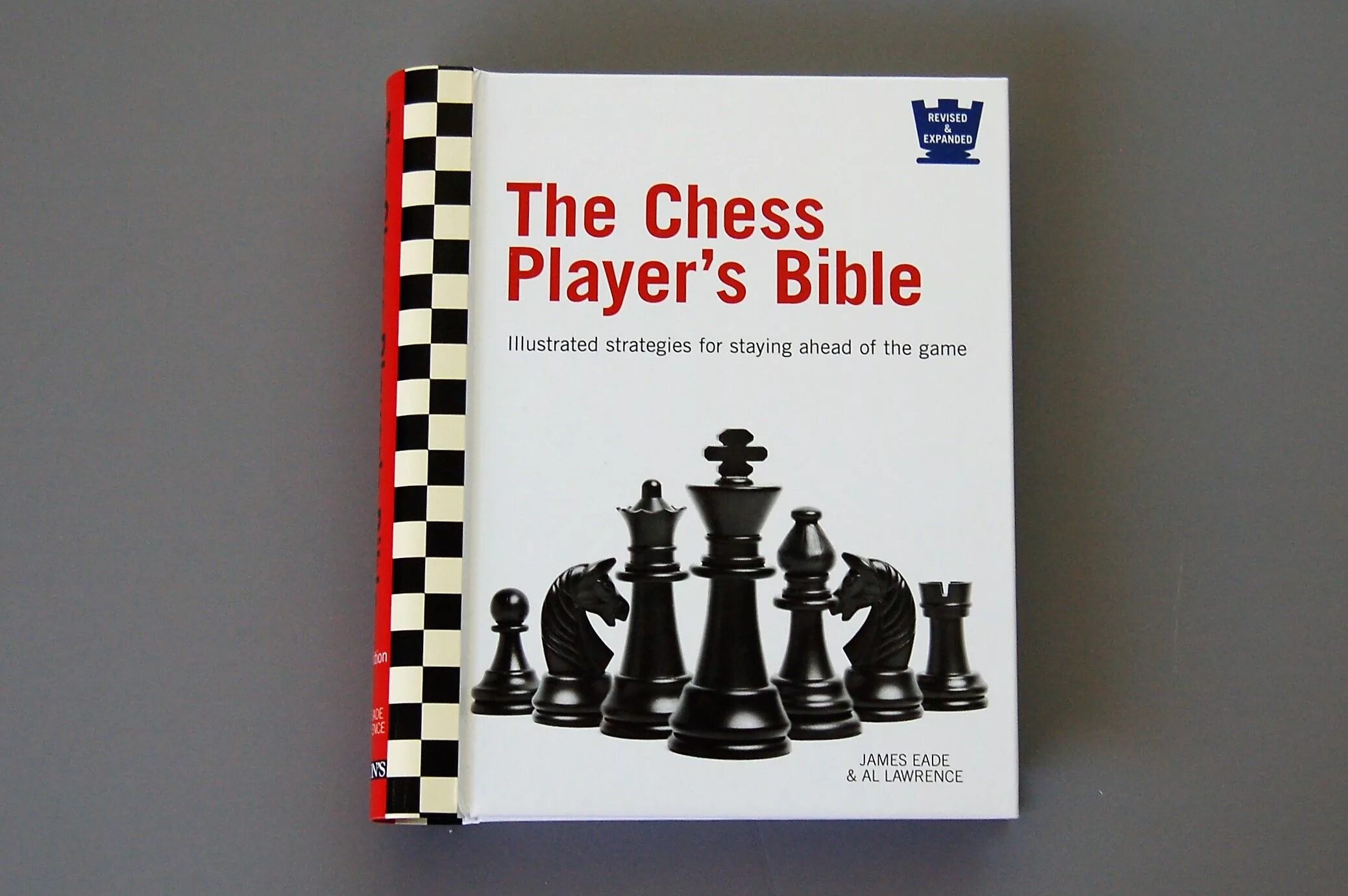 We to play chess with tomas. Chess book. кафе chess forum. i love chess. chessbase значок chess.