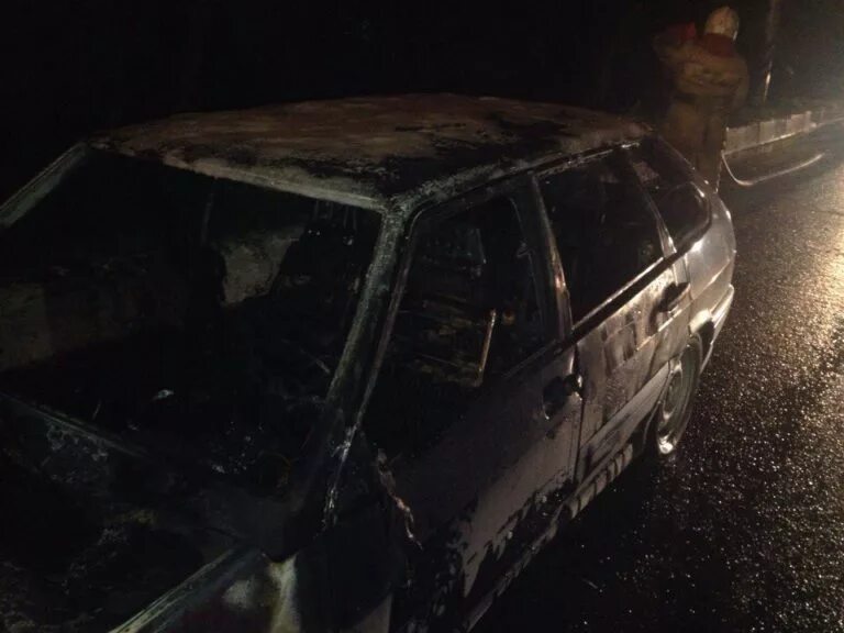 сгоревшая ваз 2114. горящая ваз 2114. сгоревшая 2114. сгоревшая ваз 2114. сгоревшая ваз 2114.