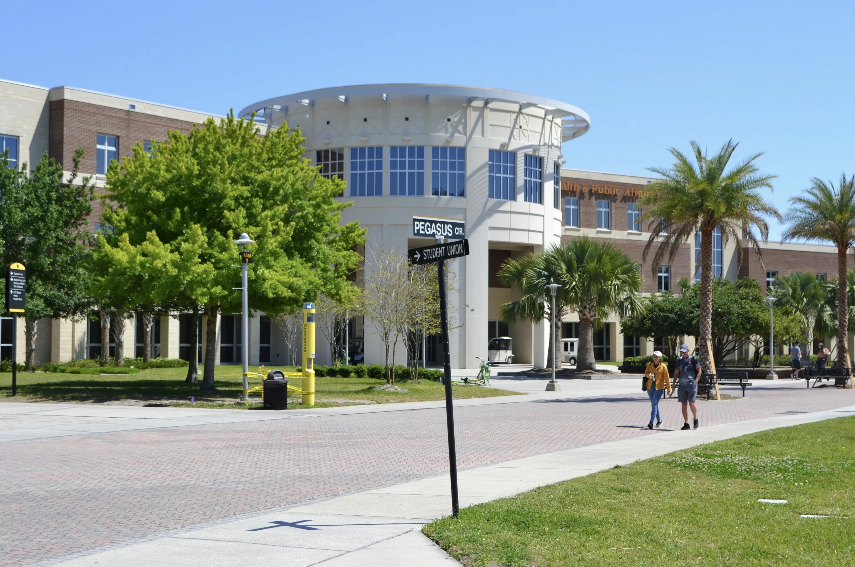 University of Central Florida (университет University of Central Florida).