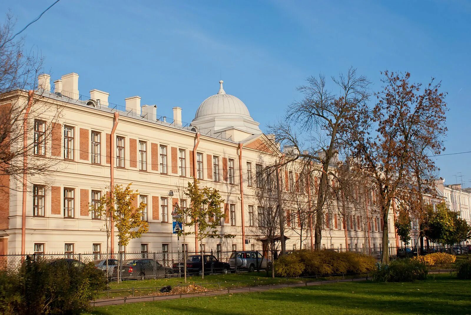 School spb. Школа 77 Петроградского района. Школа 77 Санкт-Петербург. 77 Школа Санкт-Петербург Блохина. Школа 77 Петроградка СПБ.