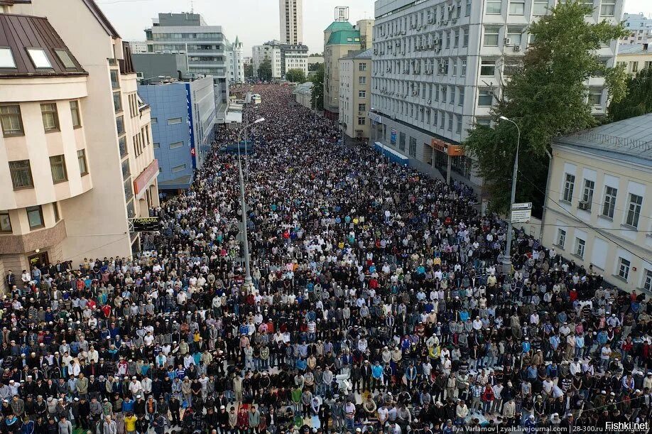 Ураза в россии. Ураза байрам в Москве.