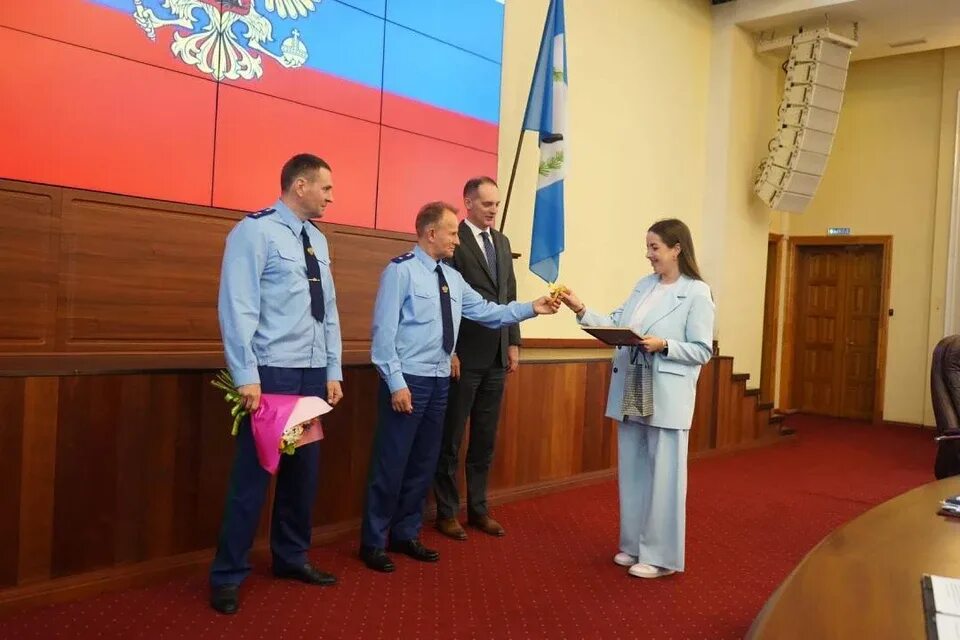 Узнать очередь на квартиру детям сиротам. Дома детям сиротам в усолье сибирском. Дома детям сиротам в усолье сибирском. Дом для сирот иркутская обл. Жилье сиротам.