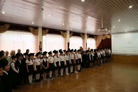 Найти гимназии