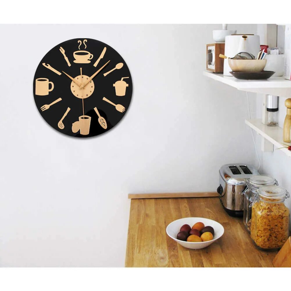 На кухне есть часы. Стильные часы на кухню. Часы на кухню настенные в интерьере. Оригинальные часы на кухню. Креативные часы на кухню.