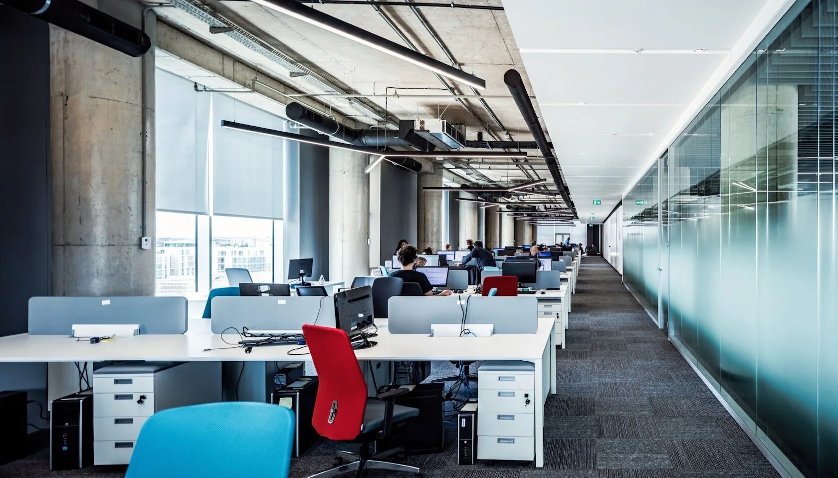 Офис в испании. Офис в москоу сити. Офис гугл интерьер. Турецкие офисы в москве. Турецкий офис.