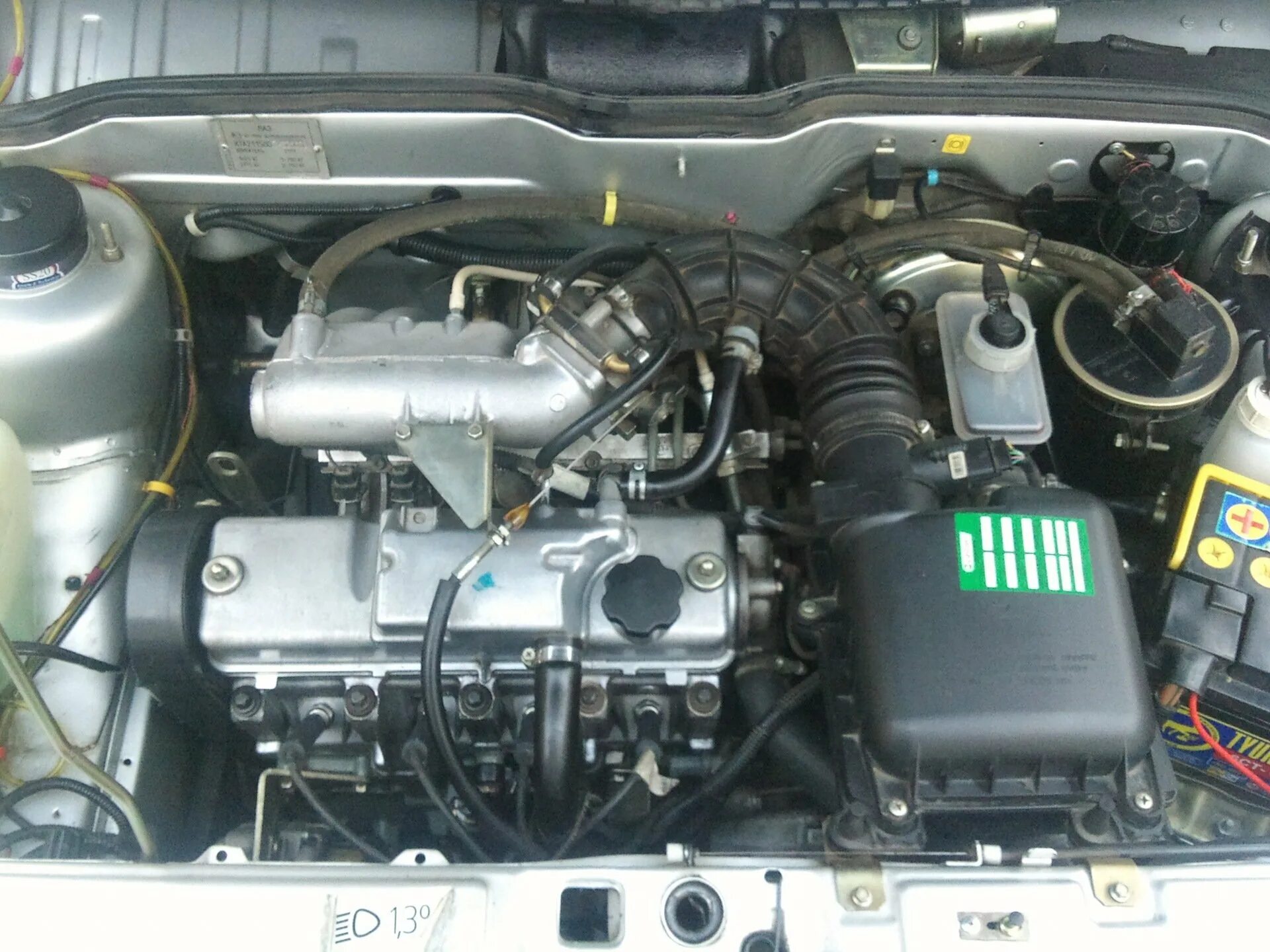 ВАЗ 2115 двигатель 1.5. ВАЗ 2115 8 клапанная. Движок ВАЗ 2115. Мотор 8 клапанный ВАЗ 2115. Движок 2115