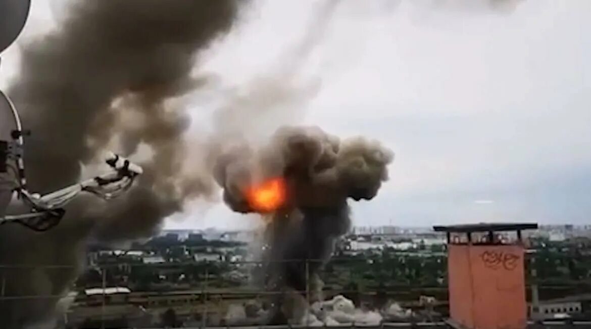 Сармат взрыв. Удар Калибрами по Украине. Атакует взрывом