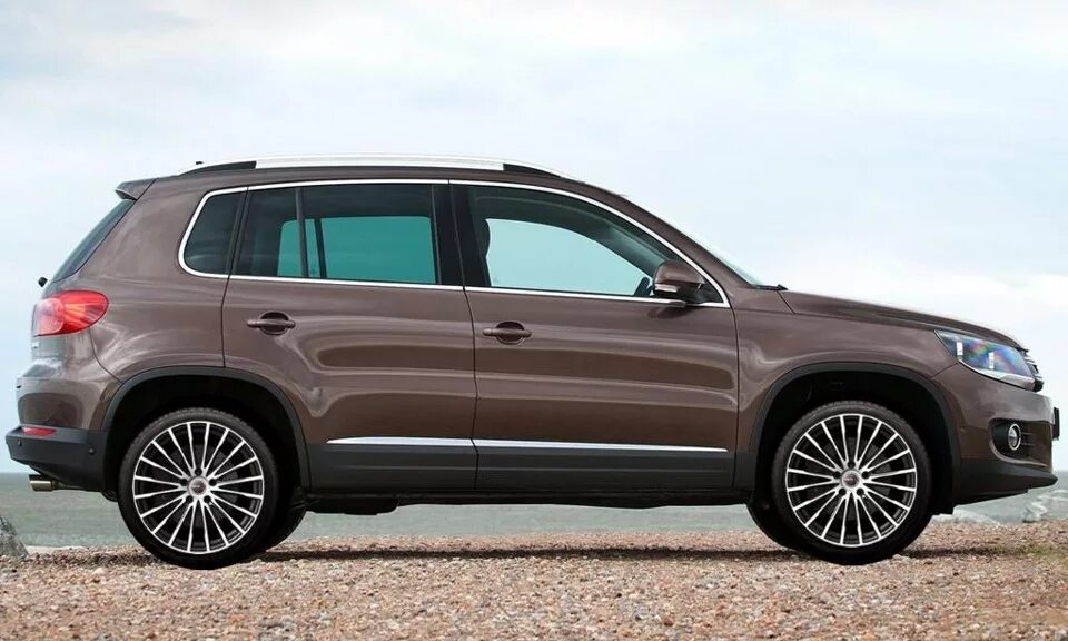 Диски тигуан 2015. Диски vw tiguan r18. диски r18 на тигуан 1. фольксваген тигуан на дисках r18. tiguan 1 r18.