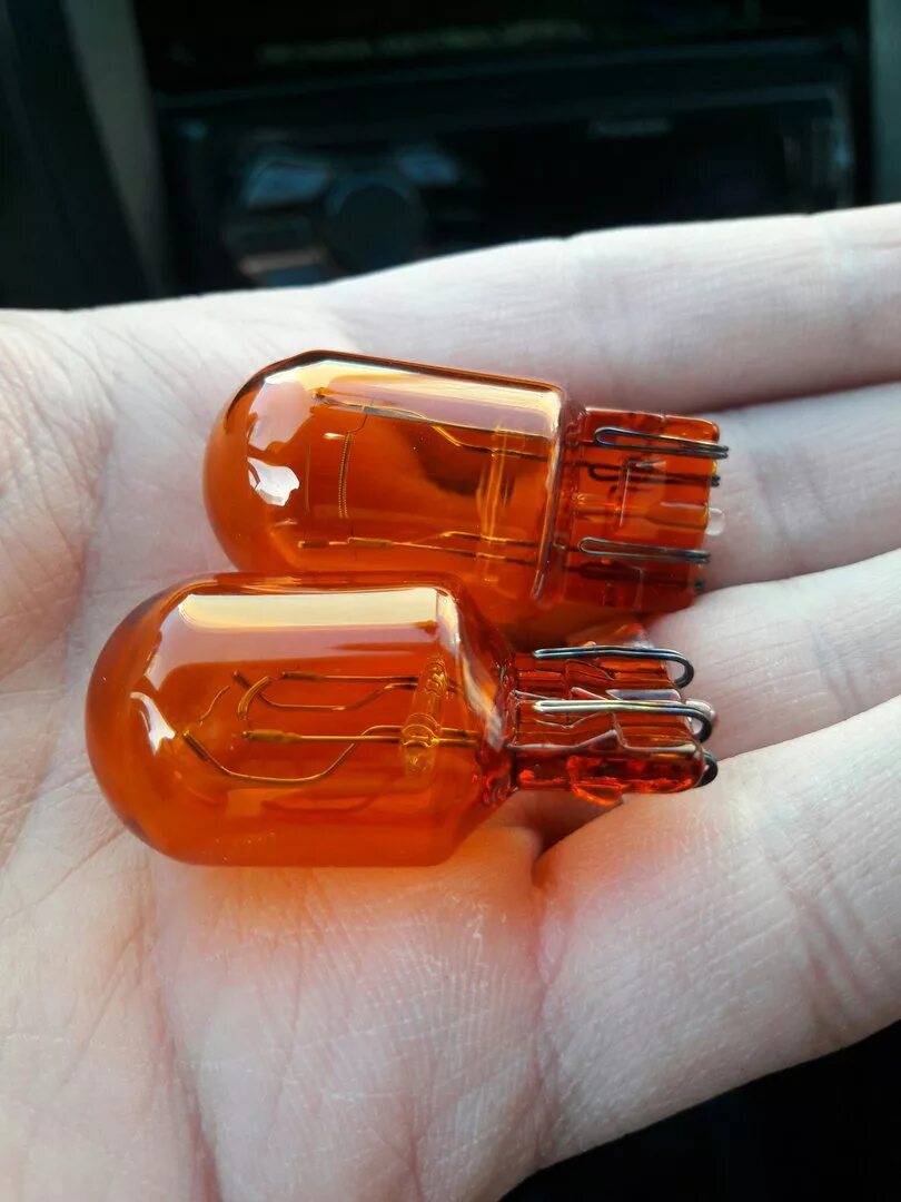 Лампа поворота опель корса. Лампы flosser 269007. Лампочка габаритов лада калина 1. Лампа ходовых огней веста оранжевый артикул. Лампа ходовых огней opel astra j 2013.