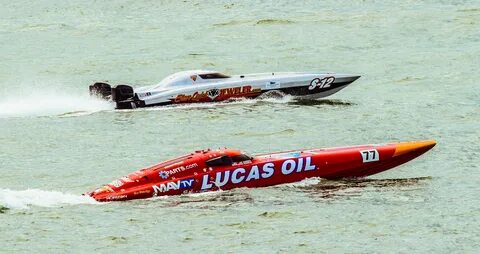 Sea racing