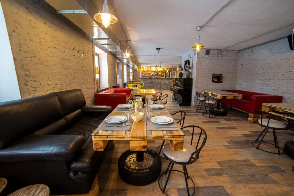 Ресторан покушать и потанцевать. Ресторан покушать и потанцевать. Юлия ставчикова балашиха. Кафе пробка боровск. Ресторан покушать и потанцевать.