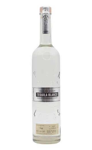 Villa with tequila. Вилла бланко. Бутылка в виде пистолета. Текила серебряная. Текила халиско.