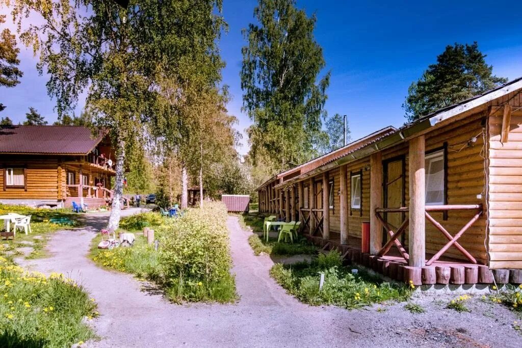 Беличье поселок ленинградская область. Поселок беличье база. Поселок беличье база. База отдыха беличье ленинградская область. База запасное беличье.