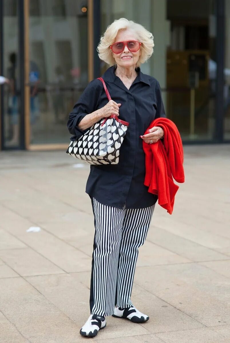 Модные старушки. Образы старых людей. Портрет пожилого человека красками. Образы старых людей. Модные бабушки.