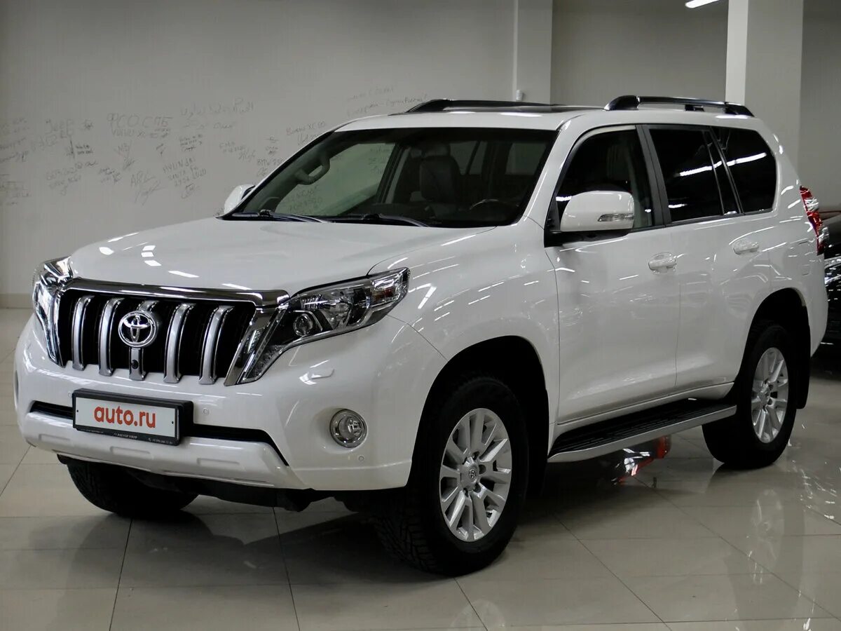 Тойота ленд крузер прадо 150 купить бу. Toyota Prado 150 2016. Ленд Крузер Прадо 150 2016. Ленд Крузер 150 2016. Toyota Land Cruiser Prado 150 2016.