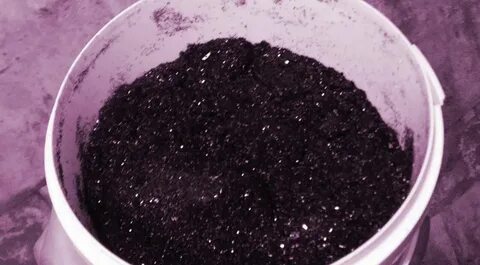 Пролив земли марганцовкой осенью
