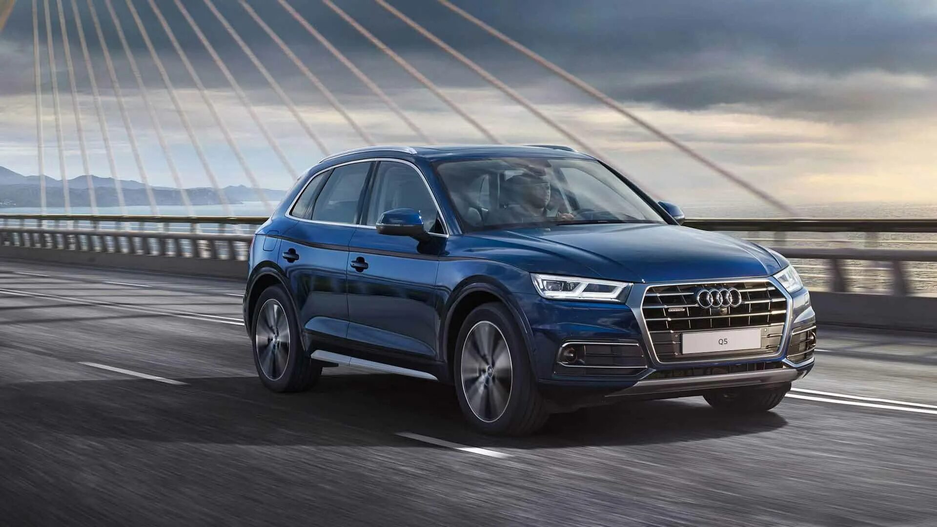 Ауди q5 обзор. Ауди q5 обзор. Audi q5 2012. Новая ауди q5. Аudi q5 , 2015.