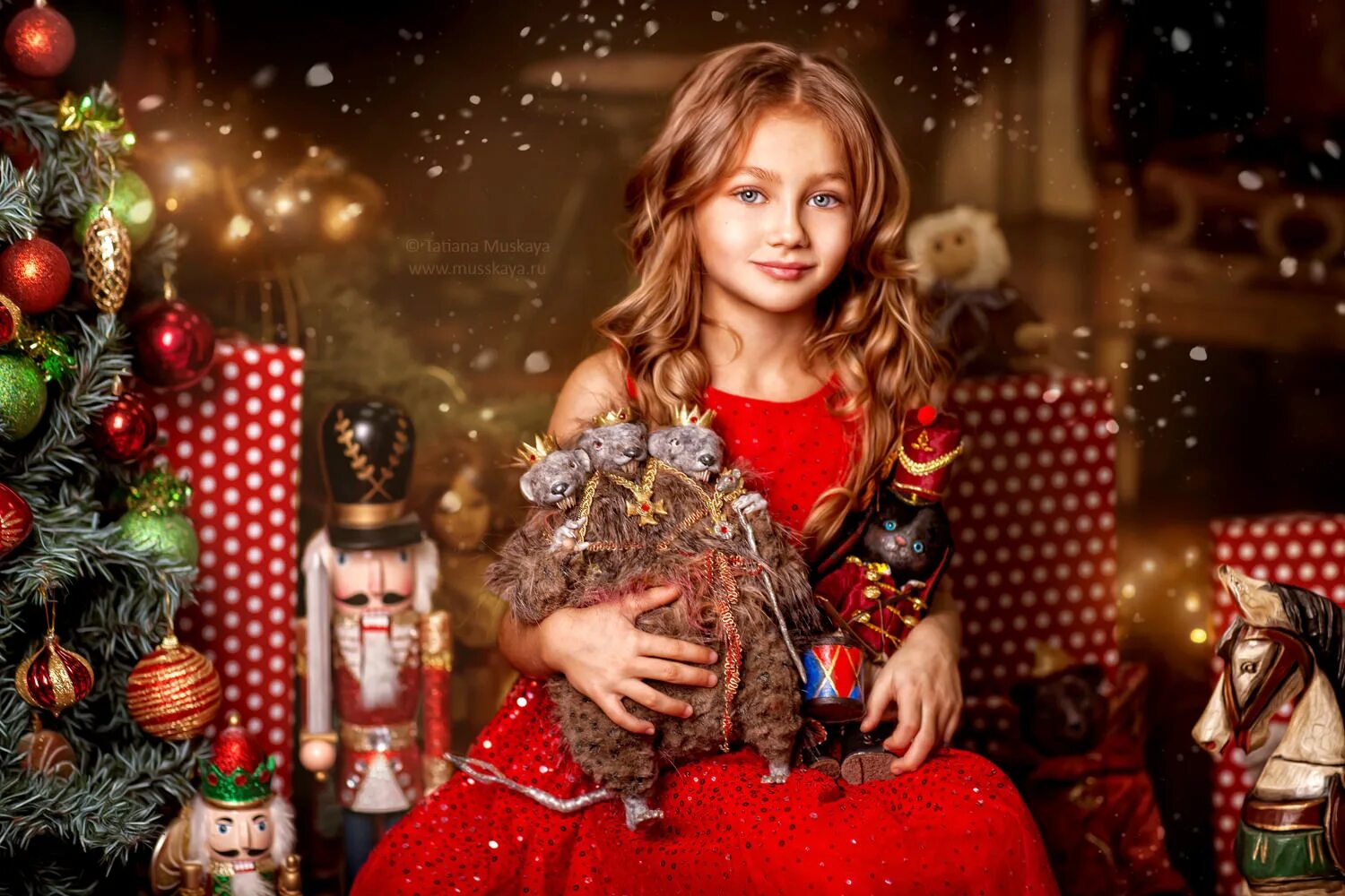 Оригинальные новогодние фотосессии. Новогодняя фотосессия пары в студии. Оригинальные новогодние фотосессии. Детская новогодняя фотосессия. Новогодняя фотосессия в студии пара.