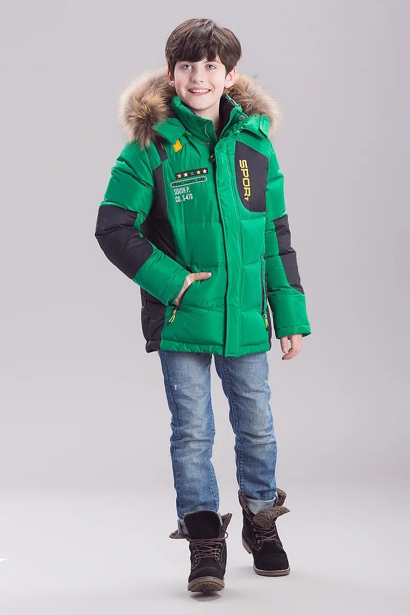 Зеленая куртка для мальчика. Зимняя куртка зеленая на мальчика. Зеленый пуховик для мальчика. Салатовая куртка для мальчика. Зеленые куртки для мальчика