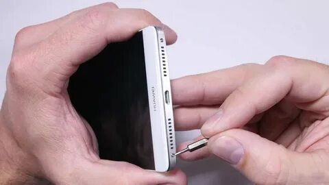 Как открыть телефон а 12