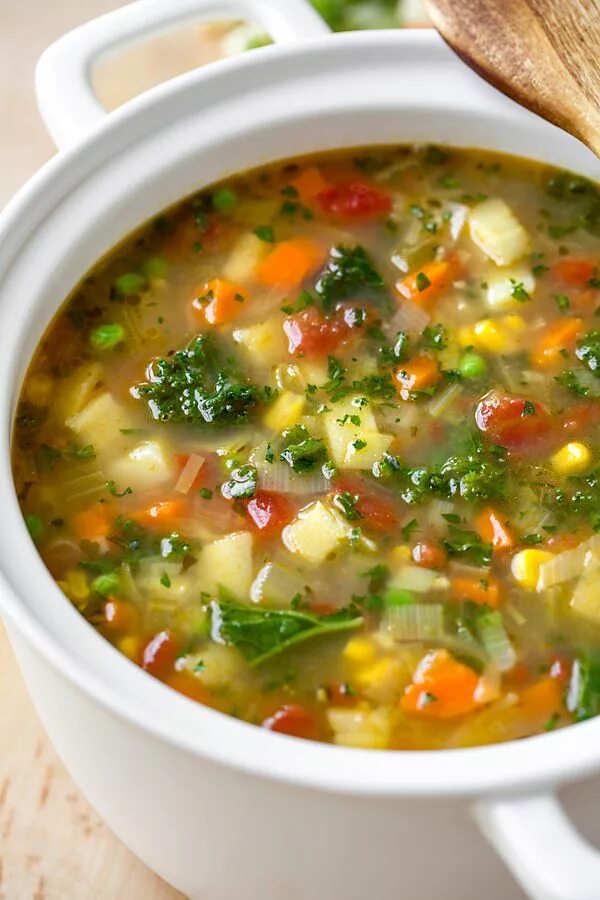 Рецепт супа без мяса. Овощной суп. Вкусный овощной суп. Овощной суп , овощного супа. Легкий овощной суп.