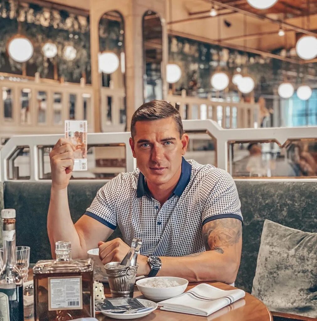 Курбан омаров кто это. Курбан омаров кто это. Курбан омаров кто это. Курбан курбанович омаров дети. Курбан омаров 2022.