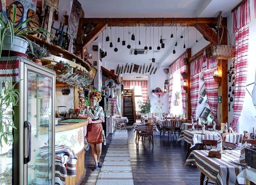 Корчма тарас бульба москва. Тарас бульба ресторан бунинская аллея. Корчма тарас бульба бунинская аллея. Корчма бунинская аллея. Корчма тарас бульба веранда.