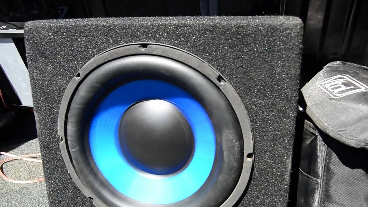 Поп саб. Blaupunkt gt power 1000w. blaupunkt gt power 1200 w. сабвуфер blaupunkt 10. автомобильный сабвуфер blaupunkt gtw 1200.