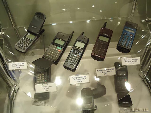 40 лет победы 34а тольятти. Первый мобильный магазин. Первый мобильный телефон в мире. Тольятти, ул. Средства сотовой связи.