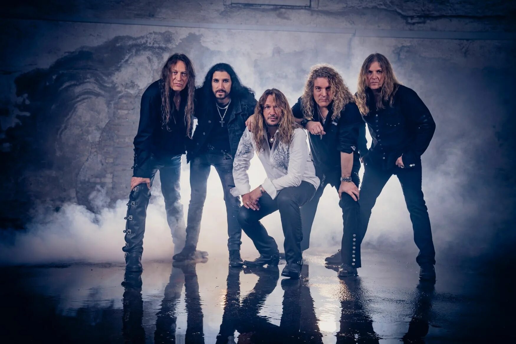 Crystal ball hellvetia. Crystal ball группа 2022. Группа crystal ball crystallizer. Группа хрусталь. Crystal ball crysteria 2022.