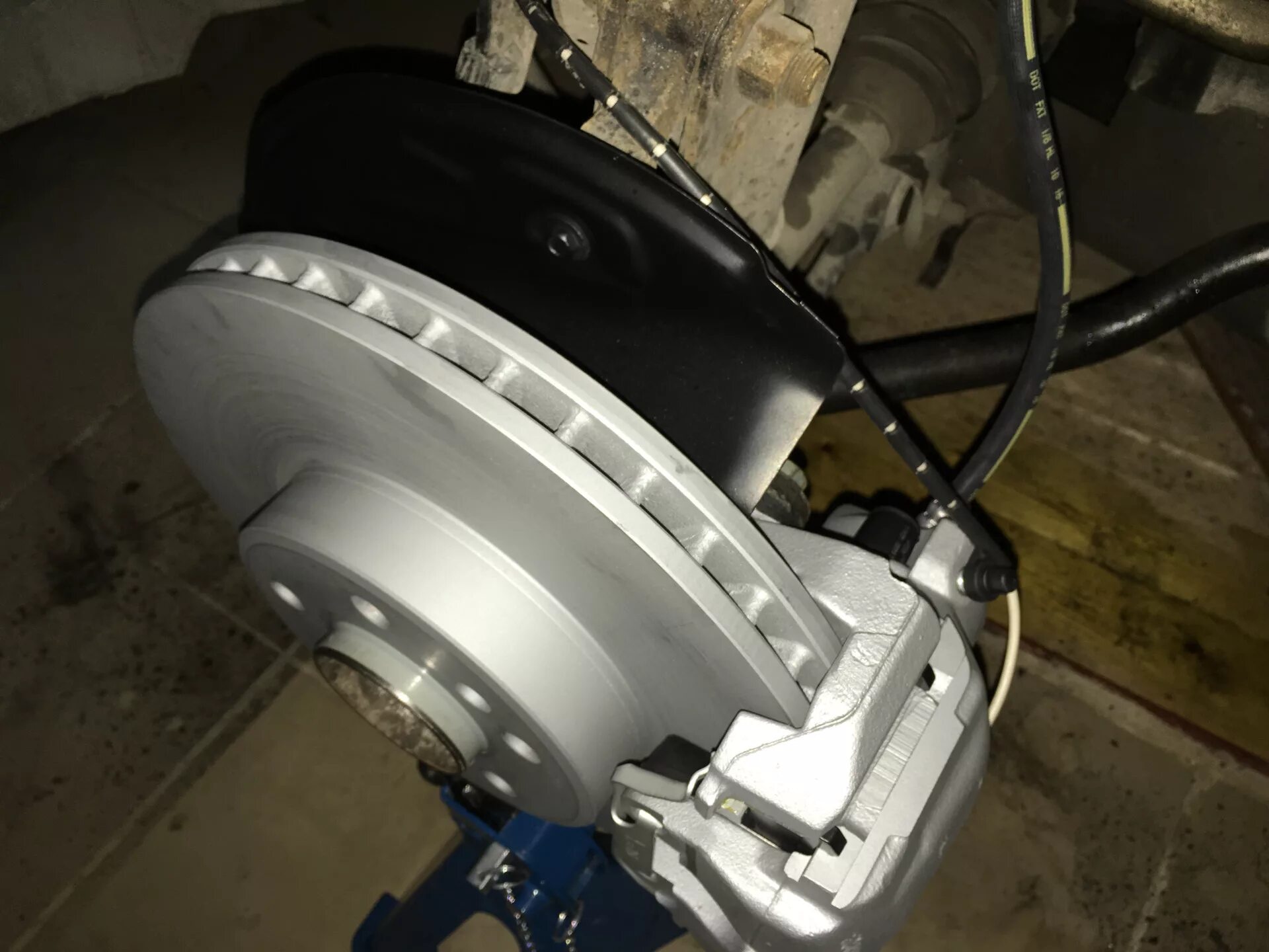 8. Тормозные диски бмв е70 х5 м. Тормоза бмв х5 е70. Тормоза бмв х5 е70. Комплект тормозов 4,8 е53.