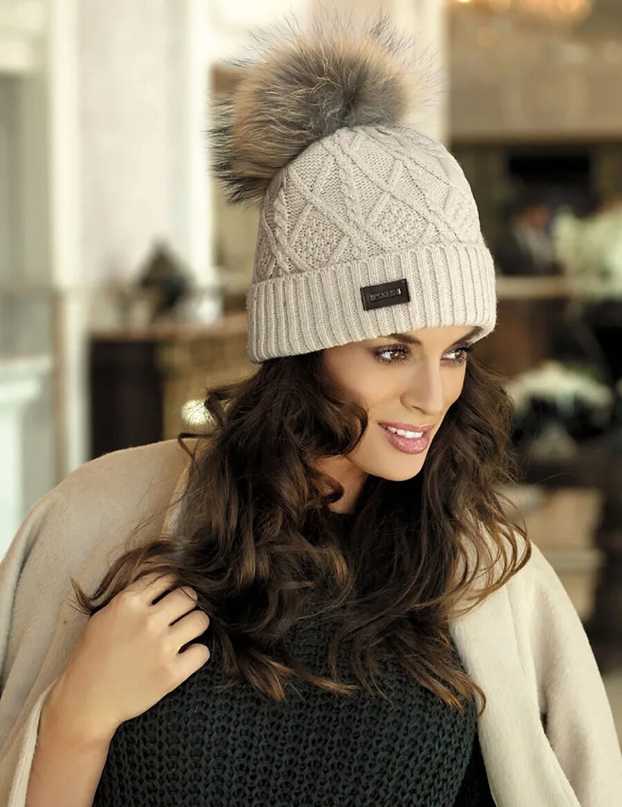 Польские шапки Camea -купить. Модные зимние шапки. Шапка женская. Модные вязаные шапки для женщин.