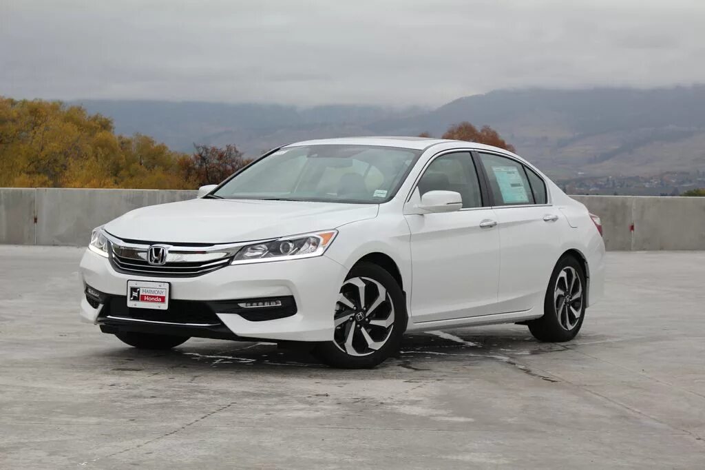 Honda Accord ex-l 2017. Honda Accord 2017 белая. Honda Accord 4wd 2017. Honda Accord 9 AWD.