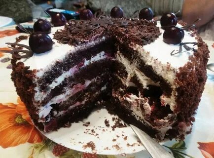 Торт вишня в лесу