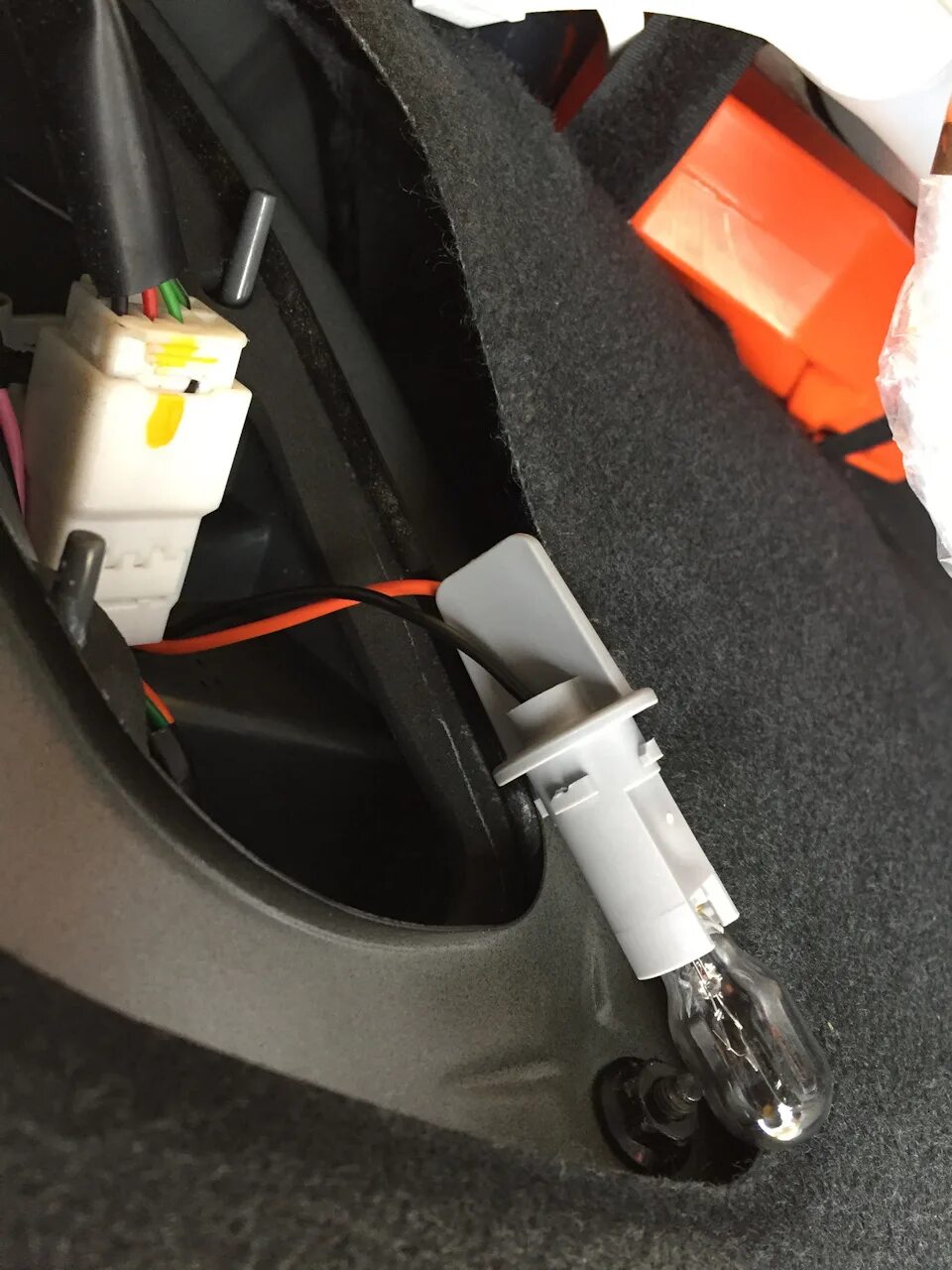 Как снять фару Hyundai Solaris 