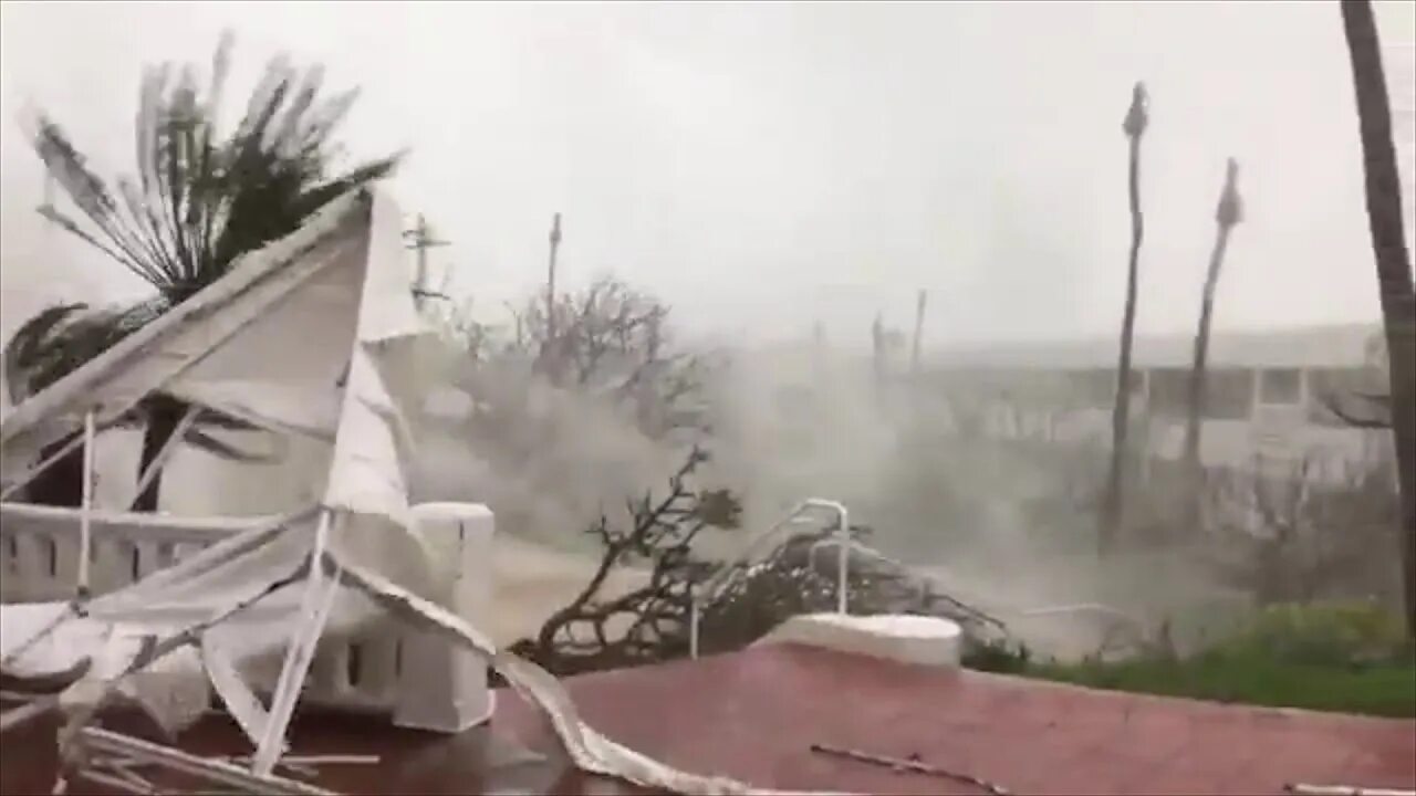 Hurricane maria. Ураган в Доминикане.